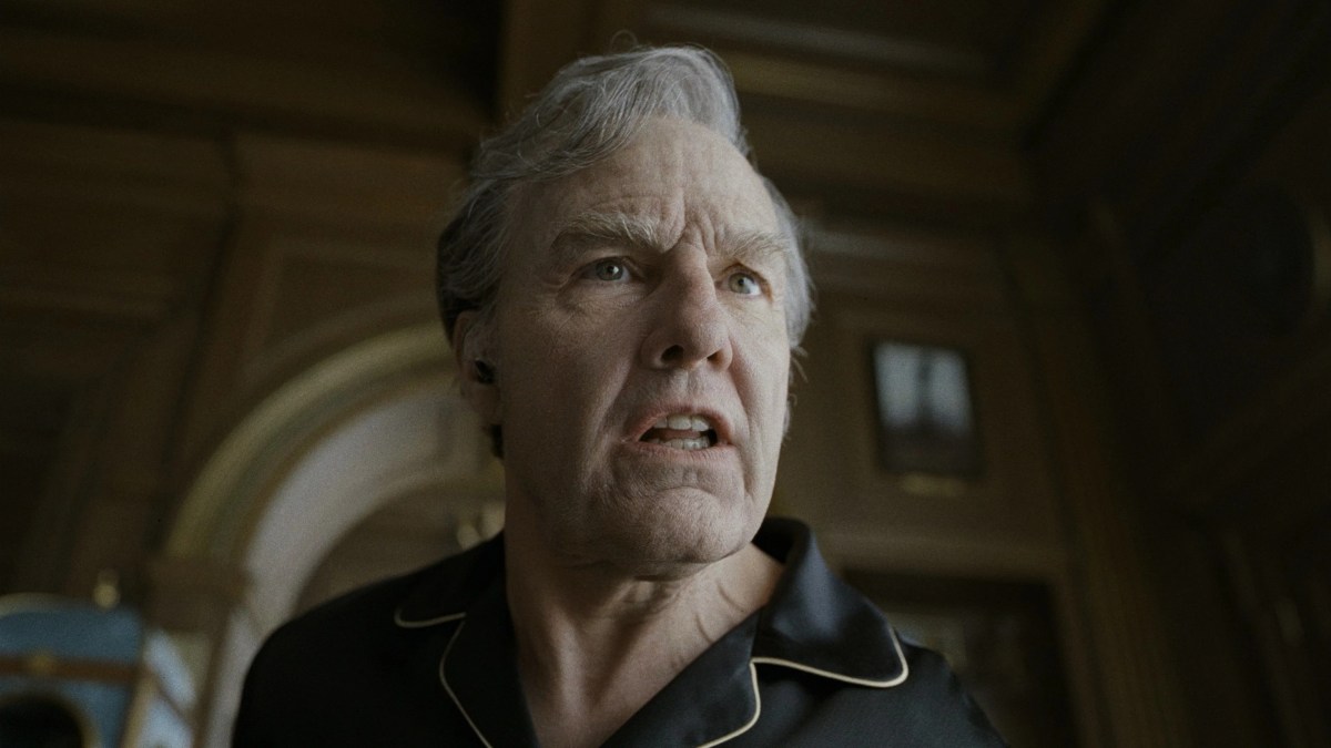 Tom Cruise Leads the Acerbic, Uneven&nbsp;Digger